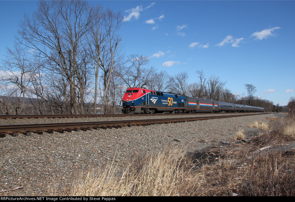 Amtrak train 43 westbound with 108 leadiing